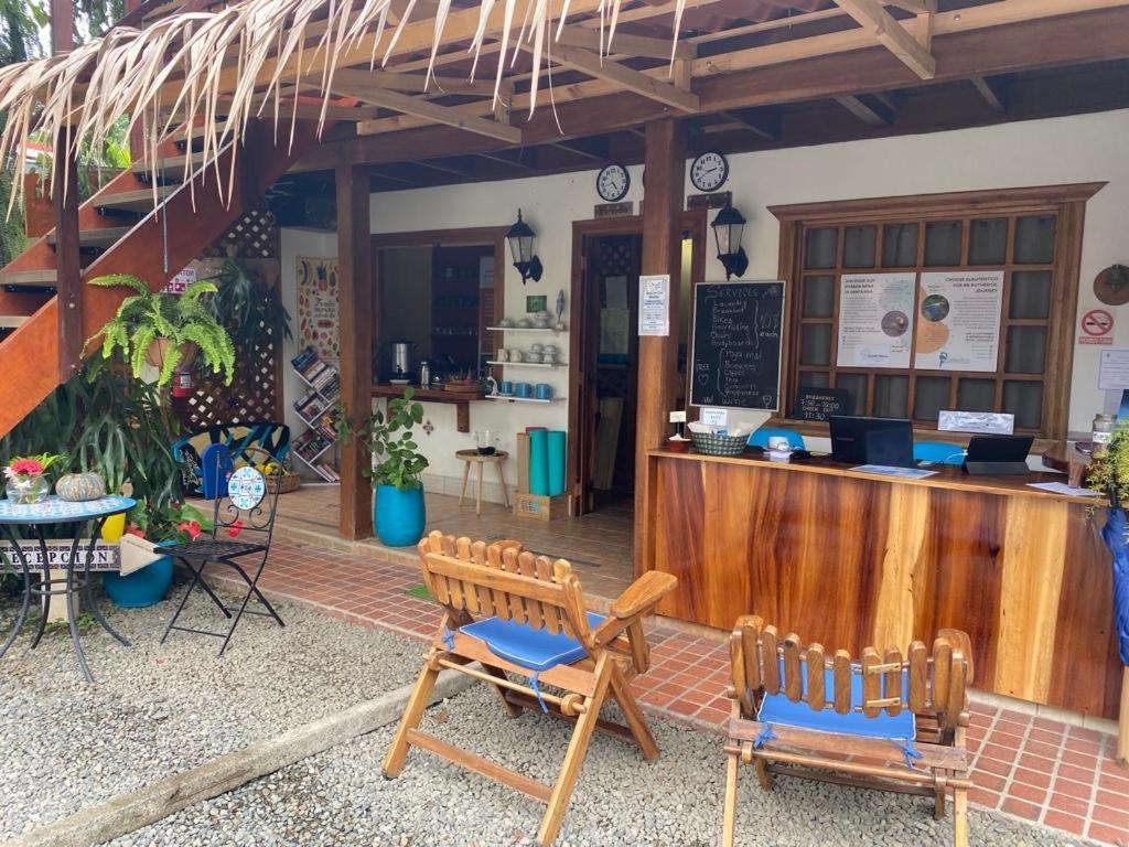 Posada Nena Caribe Puerto Viejo de Talamanca Exterior foto