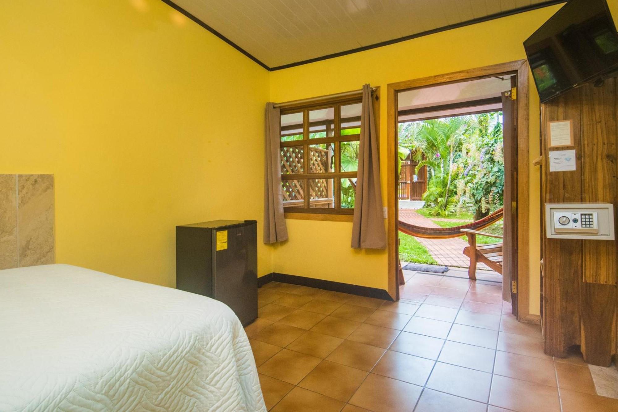 Posada Nena Caribe Puerto Viejo de Talamanca Exterior foto