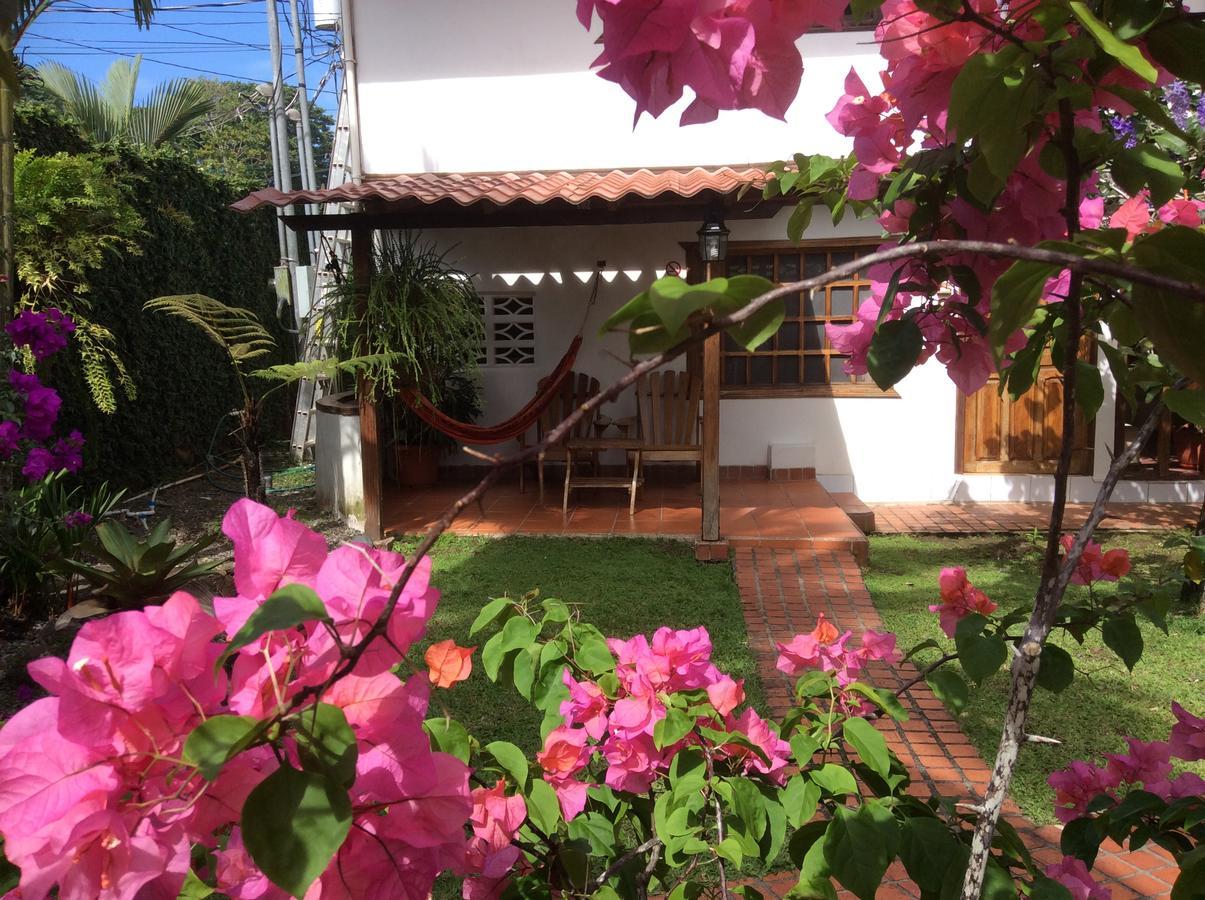 Posada Nena Caribe Puerto Viejo de Talamanca Exterior foto